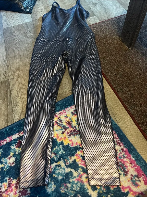 Beyond Yoga Disco Jumpsuit full length with adjustable straps size M - Image 13
