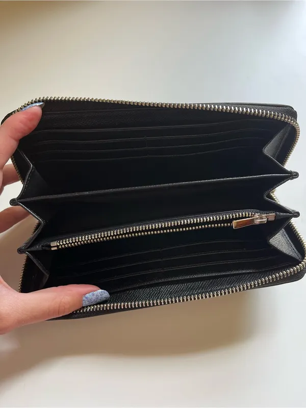 Coach Black and Gray Signature Zip Wallet - Image 8