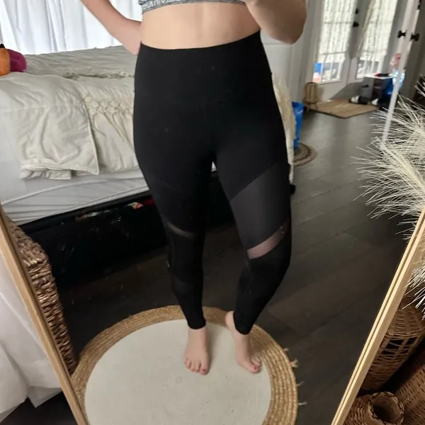 Alo Yoga Black Mesh Panel High Waisted Leggings - Image 3