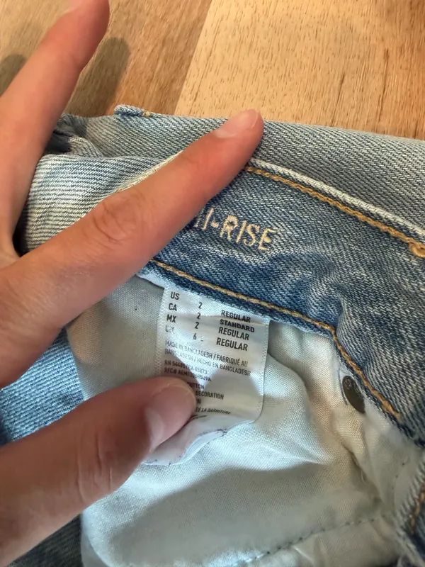 American Eagle Jeans - Image 4