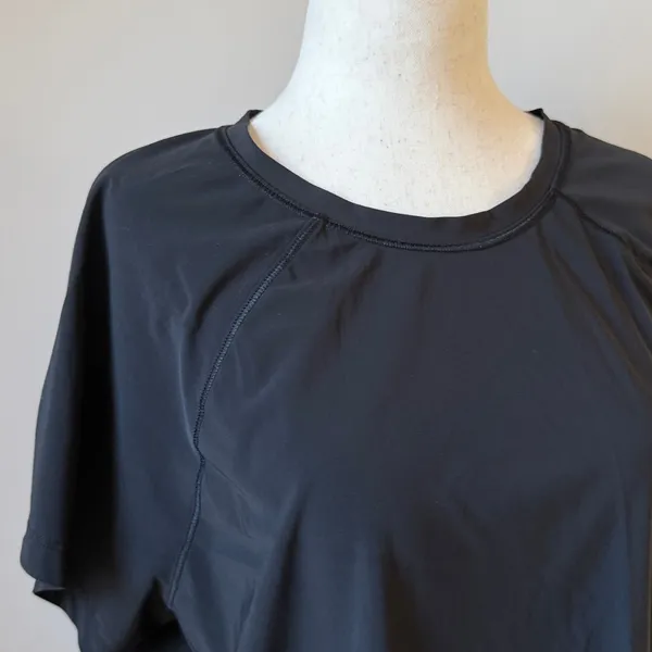 Athleta Black Short Sleeve Active Tee Athletic T Shirt Size Large - Image 2