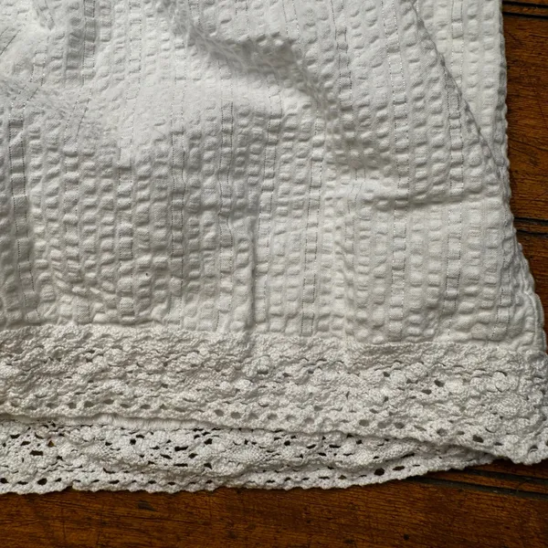 Arizona Jean Co White Seersucker Halter Top Smocked‎ Crochet Lace Trim Womens M - Image 2