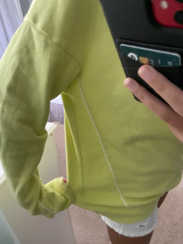 Hollister Crewneck - Image 4