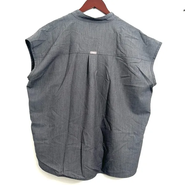 Figs scrub Rafaela Oversized Scrub Top
Sz L - Image 3