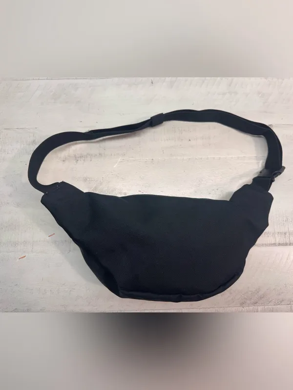 JanSport "Fifth Avenue" Fanny Pack (Black) Shoulder Crossbody Bag - Image 2