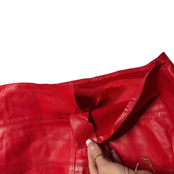 Vakko Neiman Marcus Vintage Red Leather Pencil Skirt Made In USA 80s Size 8 - Image 6