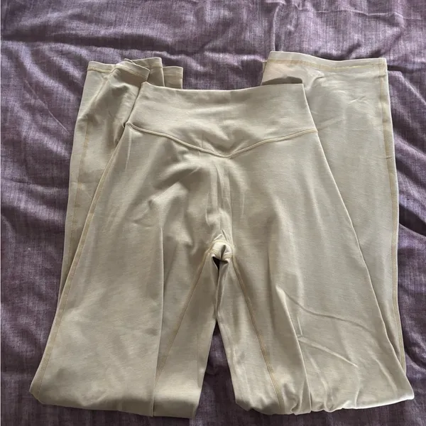Vitality Daydream Relaxed Trouser - Caramel Macchiato - Image 5
