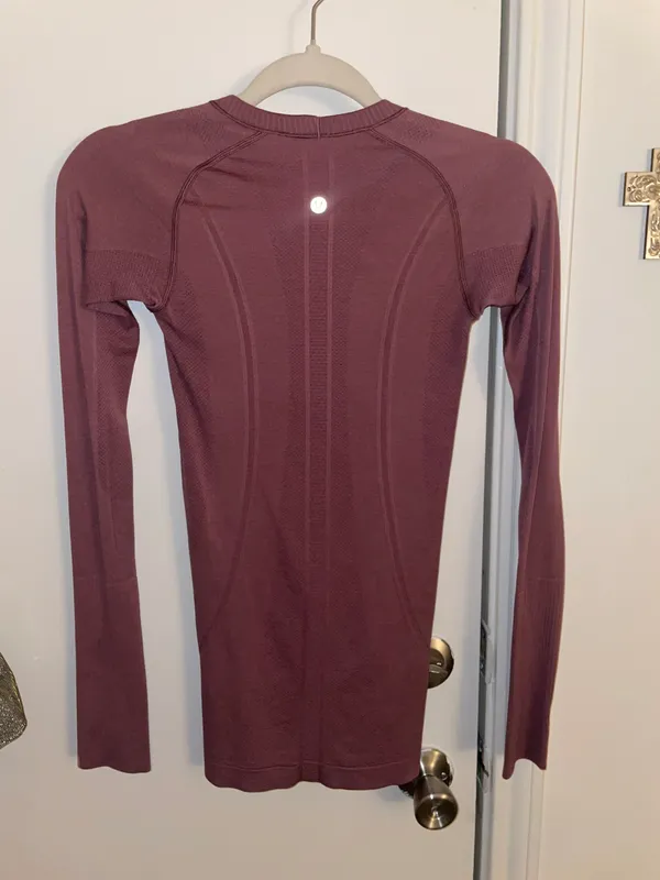 Lululemon Swifty Tech Long Sleeve - Image 2