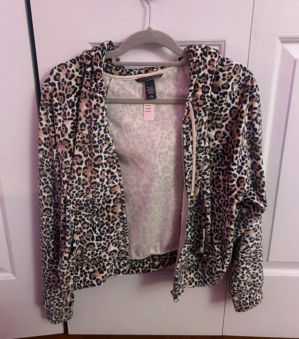Victoria's Secret Cheetah Print Zip Up - Image 2