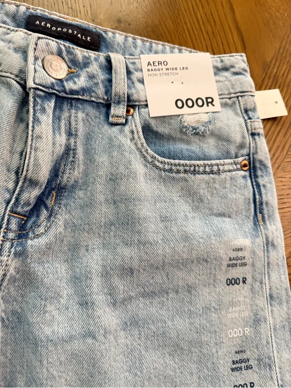 Aeropostale light wash distressed low rise wide leg jeans 000R - Image 5