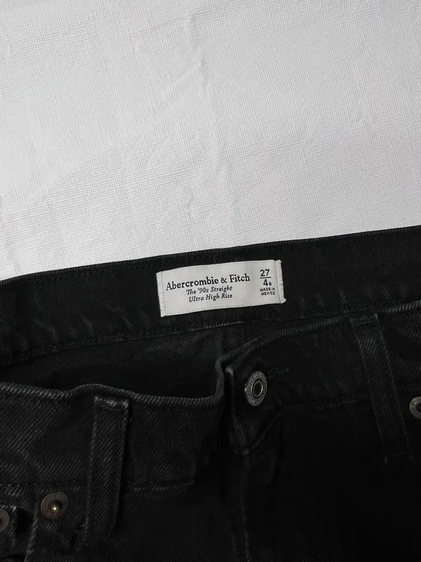 Abercrombie Ultra High Rise The 90’s Straight 27/4 High-Waisted Black Denim Jeans - Image 3