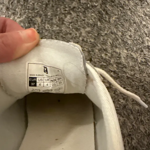 VEJA White Sneakers - Image 4
