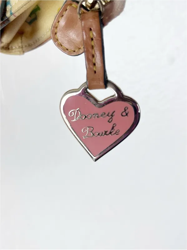 DOONEY & BOURKE Signature Logo Rainbow Zipper Heart Tag Matching Coin Purse Y2K - Image 8