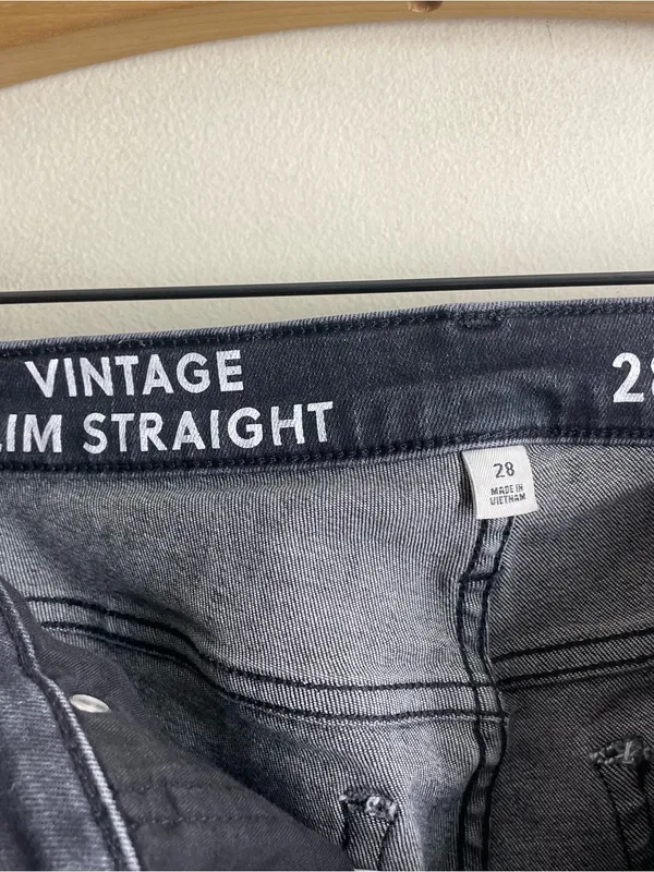 J.Crew Vintage Slim Straight Jeans Women’s 28 Charcoal Black Ankle Crop - Image 10
