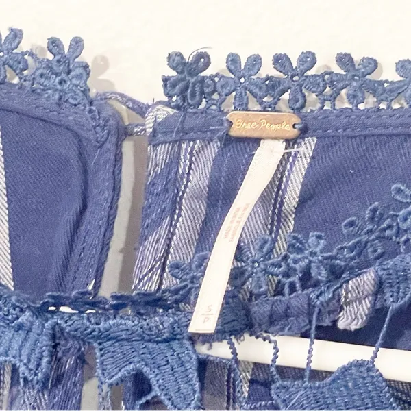 Free People Size Small Darling Diane Lace Top Blue White Flannel Plaid - Image 4