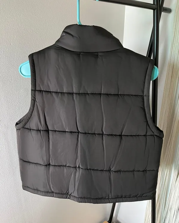 LA Hearts black puffer vest - Image 2