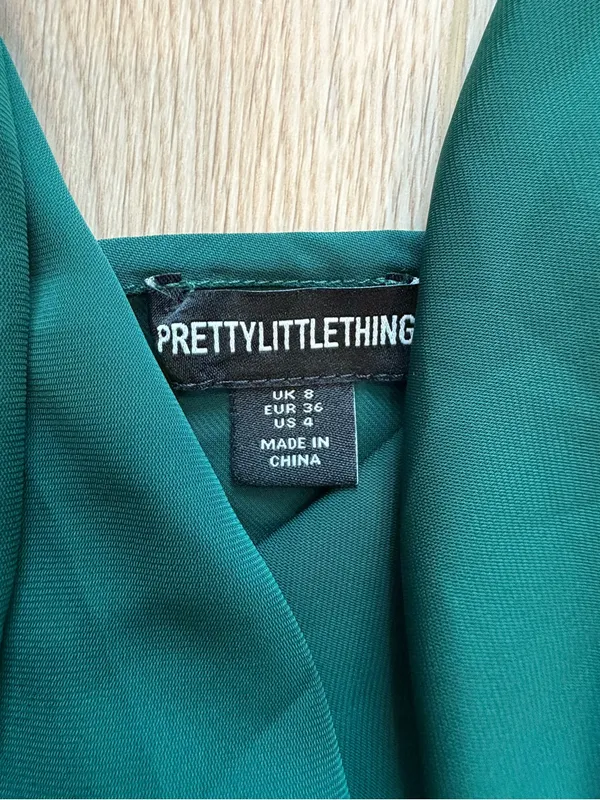 Pretty Little Thing Deep Emerald Satin Cowl Neck Cami - Image 3