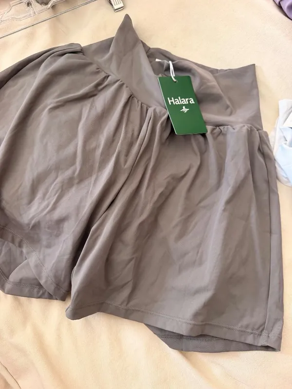 Halara SMALL LONG Gray High-Waisted Flow Shorts With Inner Liner - Size S - New - Image 6
