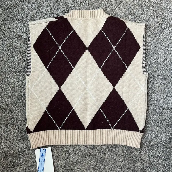 Cider NWT Tan and Brown Sweater Vest with V-Neck Line - Image 4