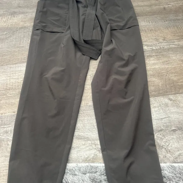 Athleta Skyline‎ Paper Bag Waist Pants size 4 - Image 9
