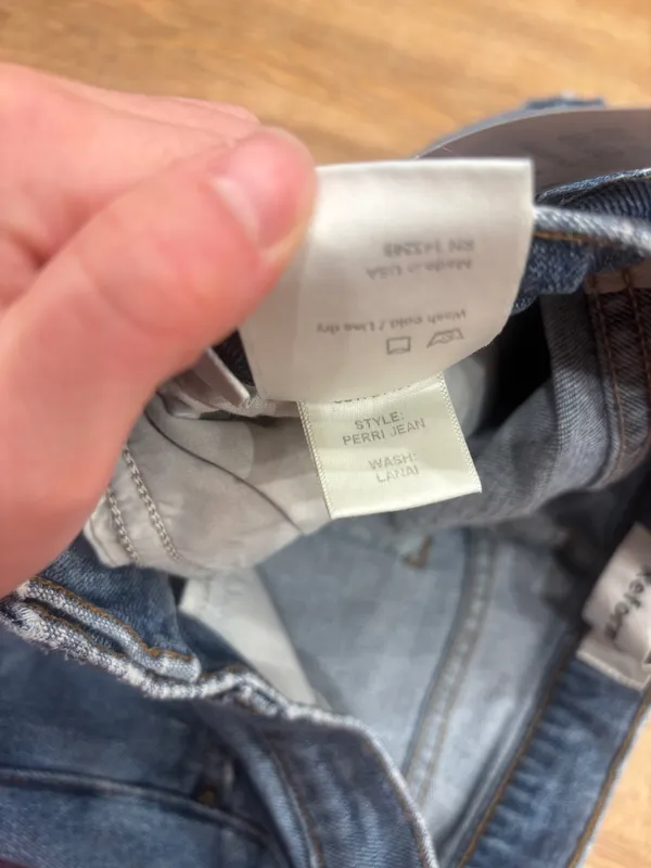 Reformation Jean shorts high rise 27 - Image 6