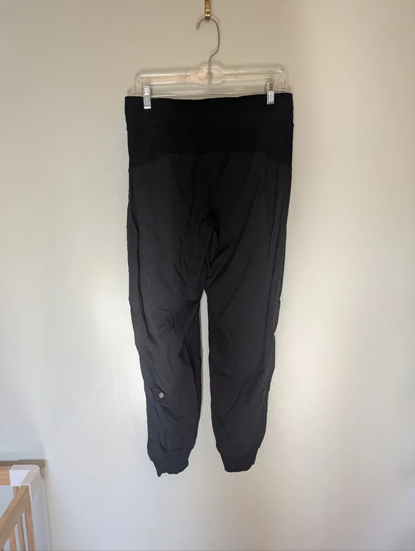 Lululemon Black Dance Studio Jogger 29" Inseam 8 - Image 4