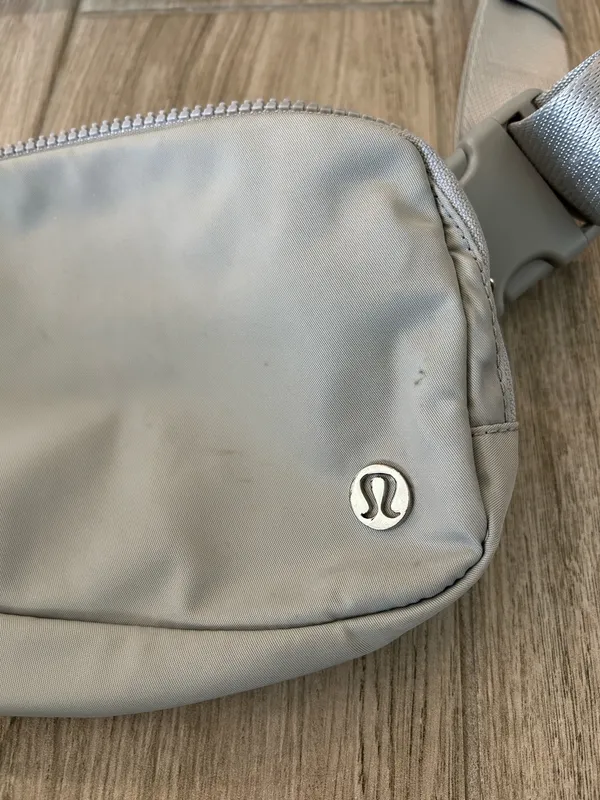 Lululemon Belt Bag - Image 3