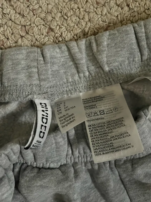 H&M Grey Sweatpants - Image 5