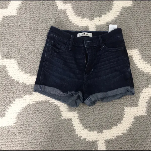 Dark Wash Jean Hollister Shorts - Image 3