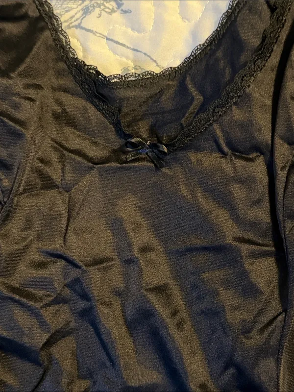 Vintage Vanity Fair Black Nylon Camisole Top Lace Trim Style 17-760 Size 40 / L - Image 4