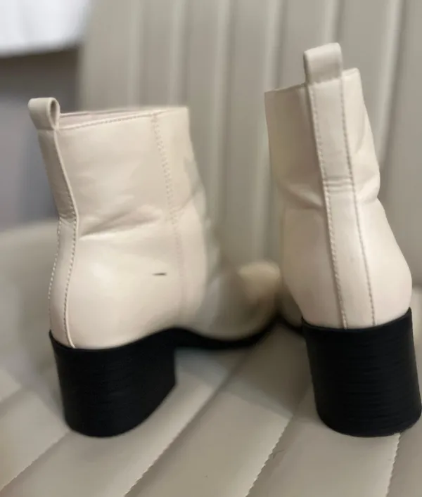 Pointy White Zipper Boots  - Image 4