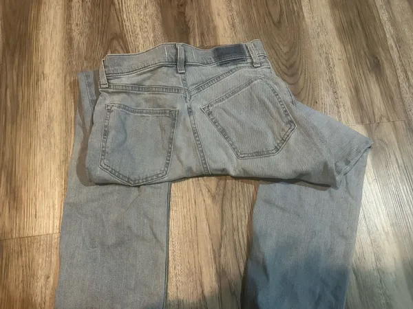Abercrombie Jeans - Image 2