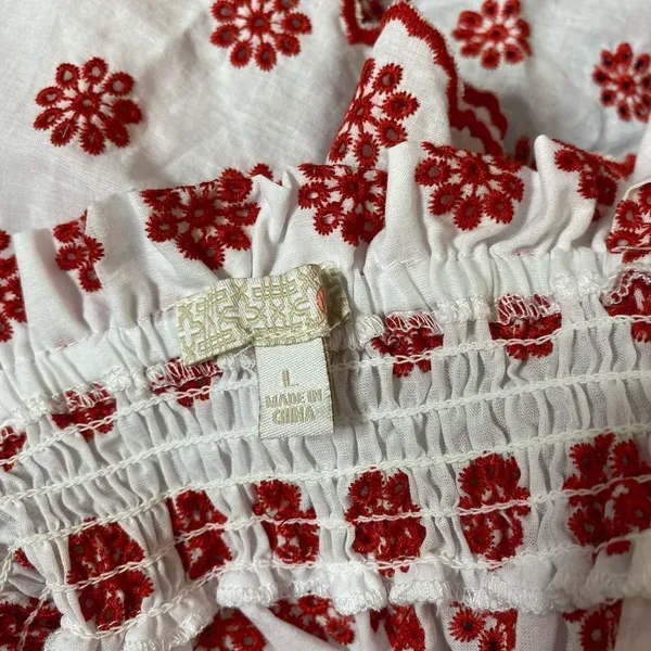 Gianni Bini Red Eyelet Embroidered Blouse - Image 3