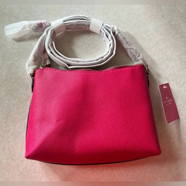 Kate Spade NWT CROSSBODY PURSE! - Image 3