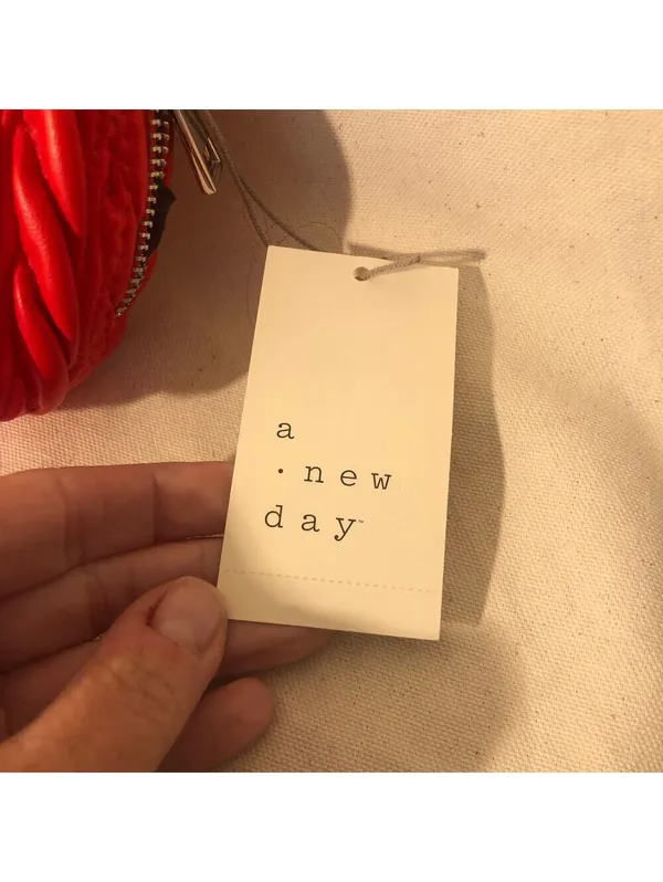 A New Day NWT Women's Red Makeup Bag/Pouch - Image 3