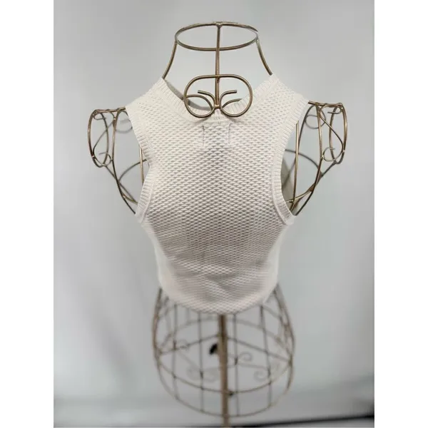 BDG Urban Outfitters Waffle Knit Sleeveless Crop Top Size M White - Image 9