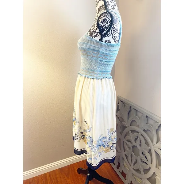 Hinge Spaghetti Strap Floral Dress - Image 4