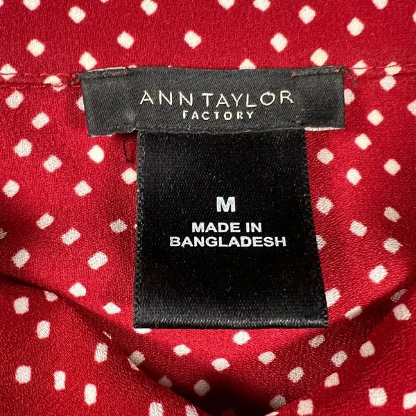 Ann Taylor Factory Red Dot Collared Crepe Blouse Long Roll Tab Sleeves Size M - Image 4