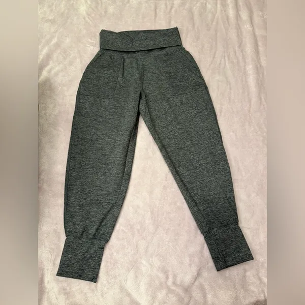 OFFLINE by Aerie Gray Joggers - Image 2