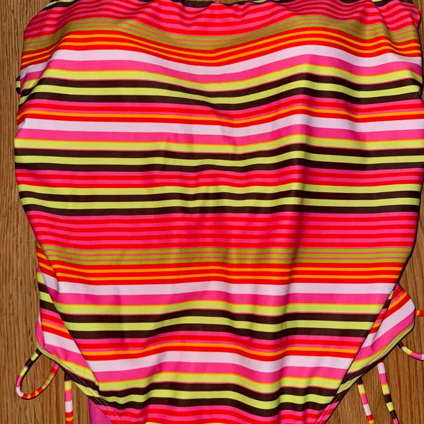 Striped cheeky one piece swimsuit - Image 7
