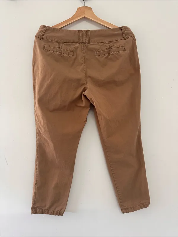 Vintage Old Navy Y2K Tan Pleated Chino Trousers Size 8 Cropped Cotton - Image 2