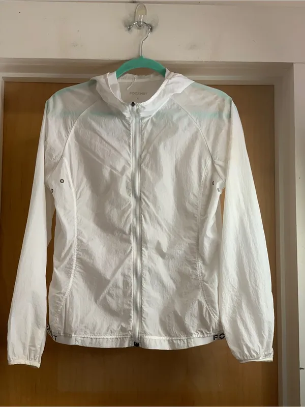 Fooxmet Lightweight White Hooded Windbreaker Jacket - Women Size-Medium - Image 3