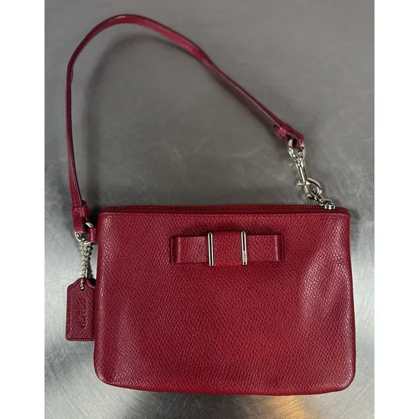 Coach Red Leather Wristlet Wallet Bow Accent Zip Closure Wrist Strap - Image 6