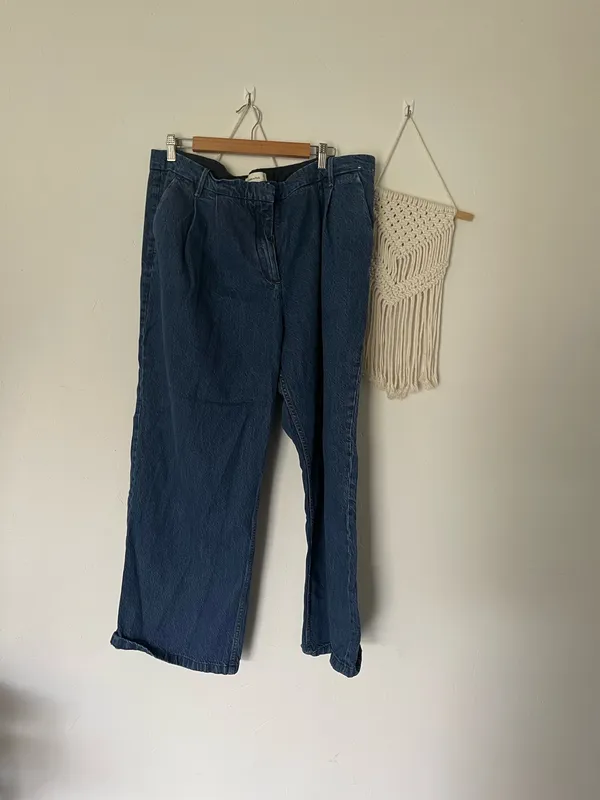 Abercrombie & Fitch Sloan Tailor Jeans - Image 2