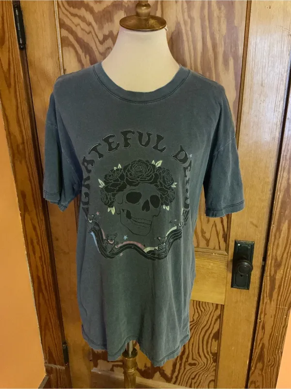Grateful Dead Skull Roses Graphic Tee American Eagle Band Tee Oversized Band - Image 5