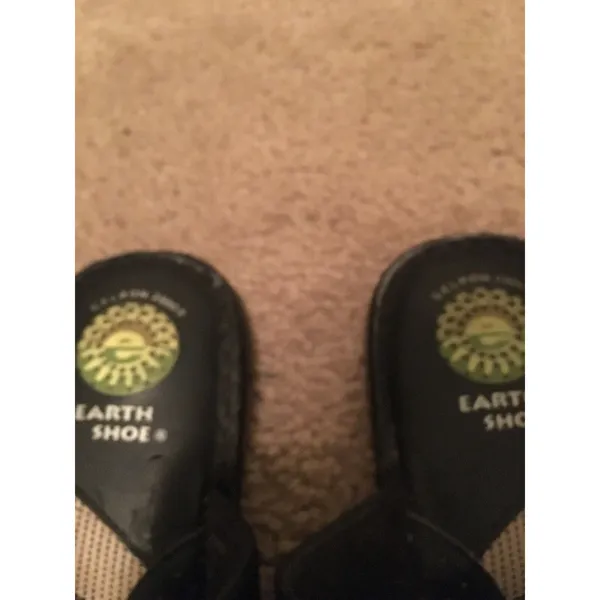 Earth Shoe Women's Sandals Slides Slip On Size 5.5 Black - Image 5