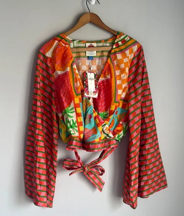 NEW Farm Rio x Anthropologie Bell-Sleeve Wrap Top Large - Image 2