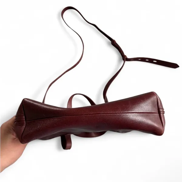 Madewell The Transport Crossbody in Dark Cabernet Leather Zip Closure Preppy - Image 8