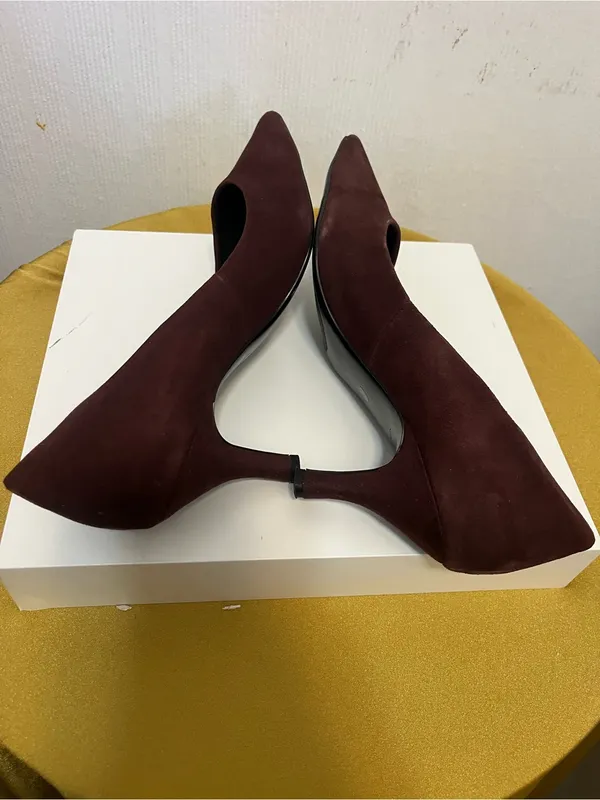 East 5th Wine Suede Pointed Toe Pumps - Image 5