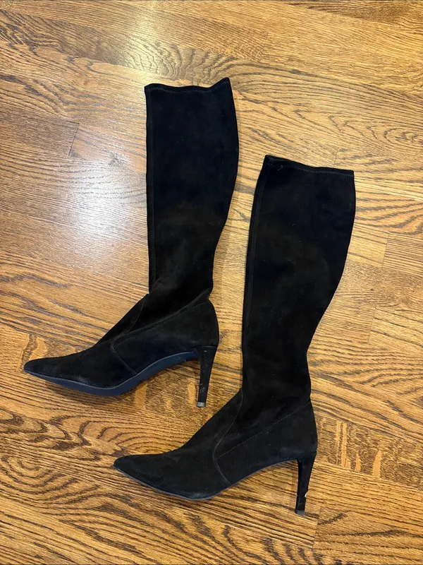 Stuart Weitzman Black Suede Knee-High pull on Pointed Toe Stiletto Boots, 38.5 - Image 2